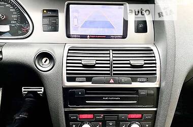Внедорожник / Кроссовер Audi Q7 2011 в 