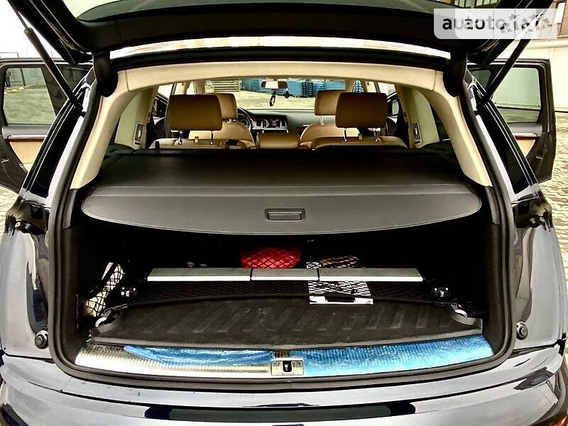 Внедорожник / Кроссовер Audi Q7 2011 в Окнах фото 31 Внедорожник / Кроссовер Audi Q7 2011 в Окнах