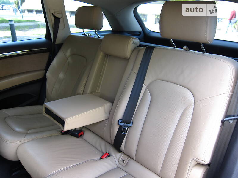 Позашляховик / Кросовер Audi Q7 2014 в Дніпрі