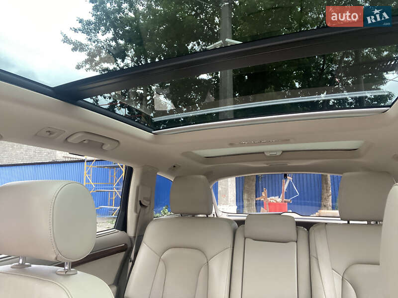 Позашляховик / Кросовер Audi Q7 2013 в Києві