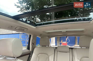 Позашляховик / Кросовер Audi Q7 2013 в 
