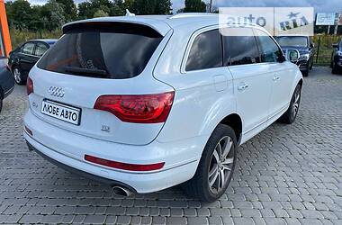 Внедорожник / Кроссовер Audi Q7 2013 в 