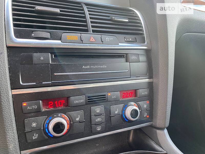 Позашляховик / Кросовер Audi Q7 2013 в Львові