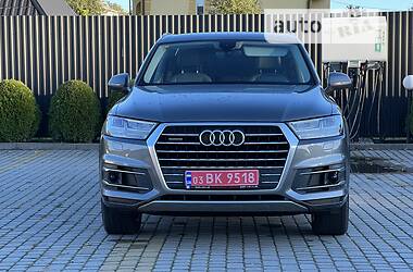 Внедорожник / Кроссовер Audi Q7 2017 в Львове