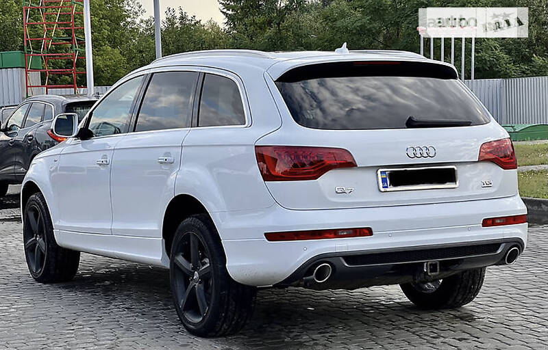 Позашляховик / Кросовер Audi Q7 2012 в Бердичеві