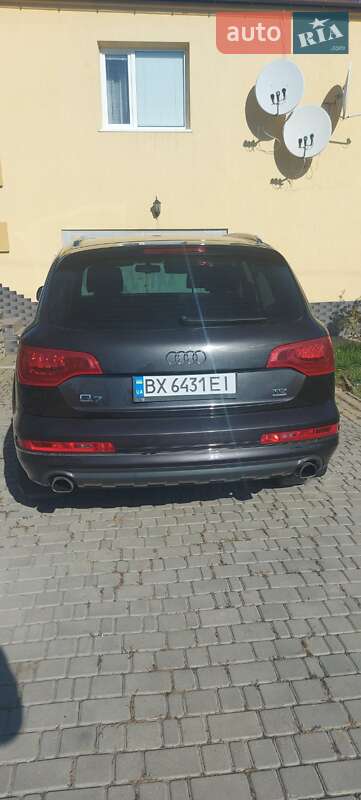 Внедорожник / Кроссовер Audi Q7 2013 в Каменец-Подольском