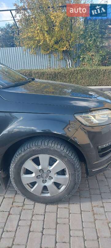 Внедорожник / Кроссовер Audi Q7 2013 в Каменец-Подольском