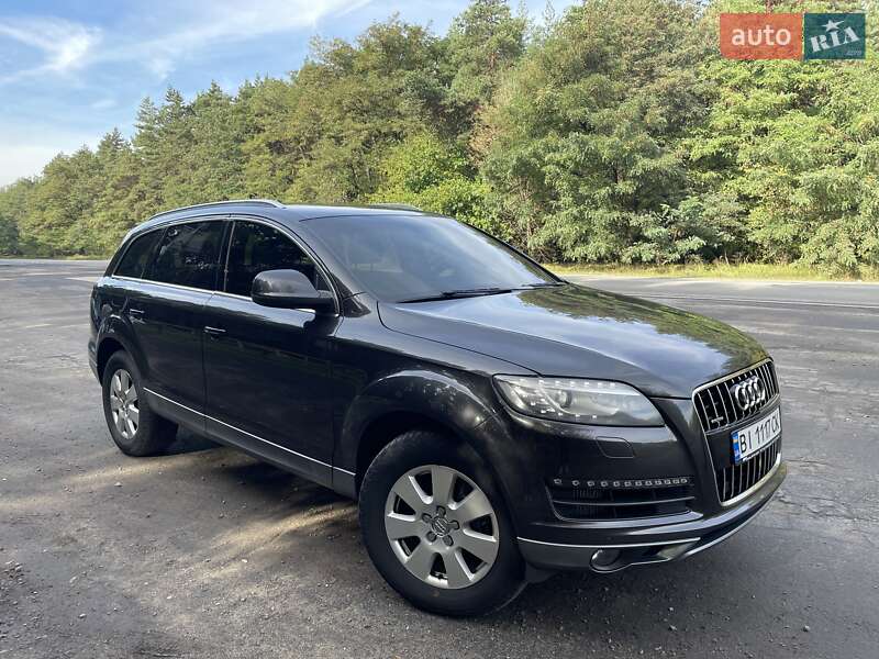 Внедорожник / Кроссовер Audi Q7 2013 в Кременчуге