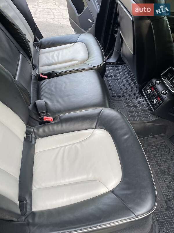 Внедорожник / Кроссовер Audi Q7 2013 в Кременчуге