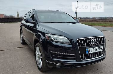 Внедорожник / Кроссовер Audi Q7 2010 в Барышевке