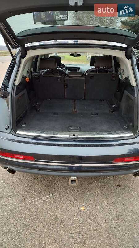 Позашляховик / Кросовер Audi Q7 2010 в Баришівка