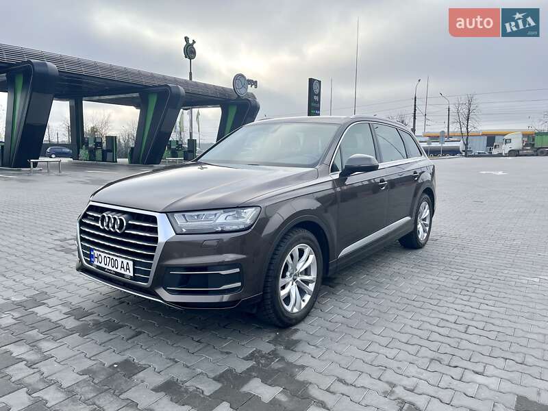 Внедорожник / Кроссовер Audi Q7 2017 в Тернополе