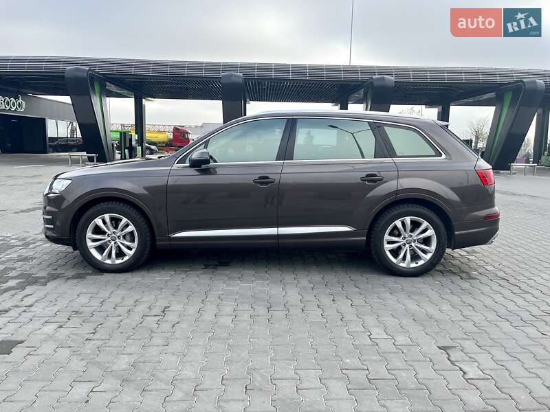 Внедорожник / Кроссовер Audi Q7 2017 в Тернополе