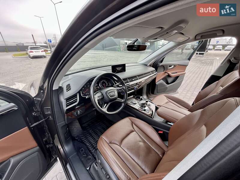 Внедорожник / Кроссовер Audi Q7 2017 в Тернополе