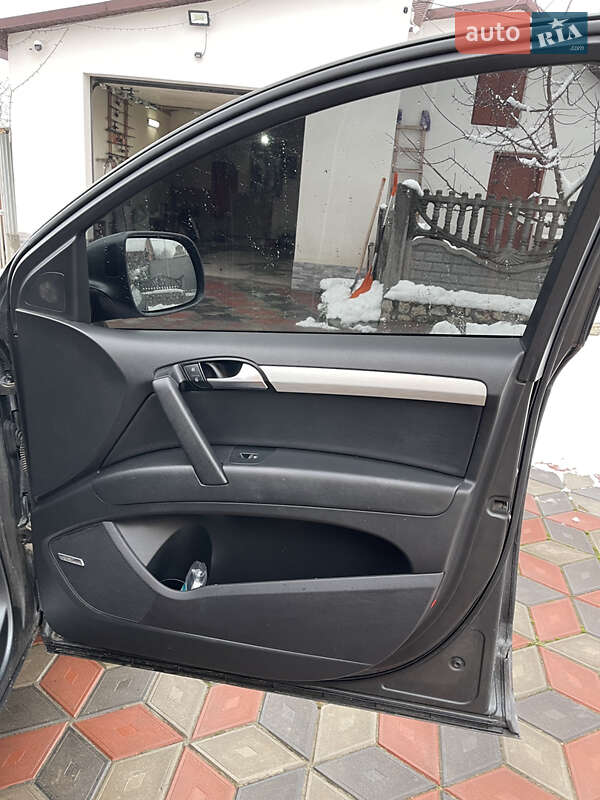 Позашляховик / Кросовер Audi Q7 2013 в Тернополі