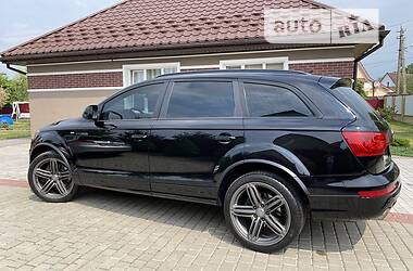 Внедорожник / Кроссовер Audi Q7 2011 в 
