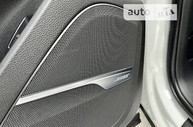 Внедорожник / Кроссовер Audi Q7 2016 в 
