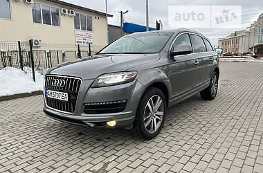 Позашляховик / Кросовер Audi Q7 2014 в Житомирі