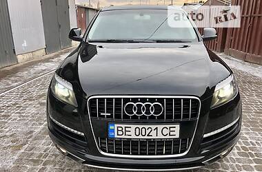 Внедорожник / Кроссовер Audi Q7 2012 в 