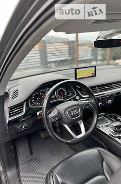 Внедорожник / Кроссовер Audi Q7 2015 в Тернополе