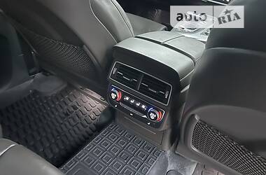 Внедорожник / Кроссовер Audi Q7 2017 в 