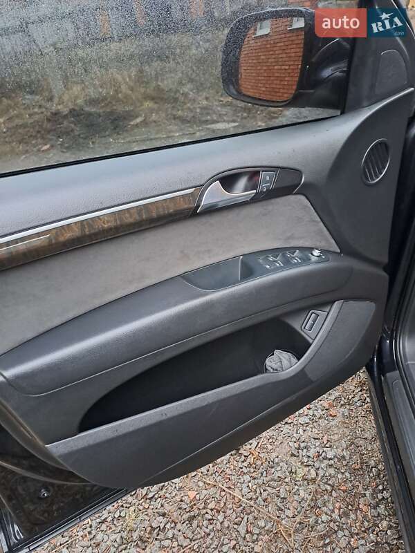 Внедорожник / Кроссовер Audi Q7 2011 в Харькове фото 45 Внедорожник / Кроссовер Audi Q7 2011 в Харькове