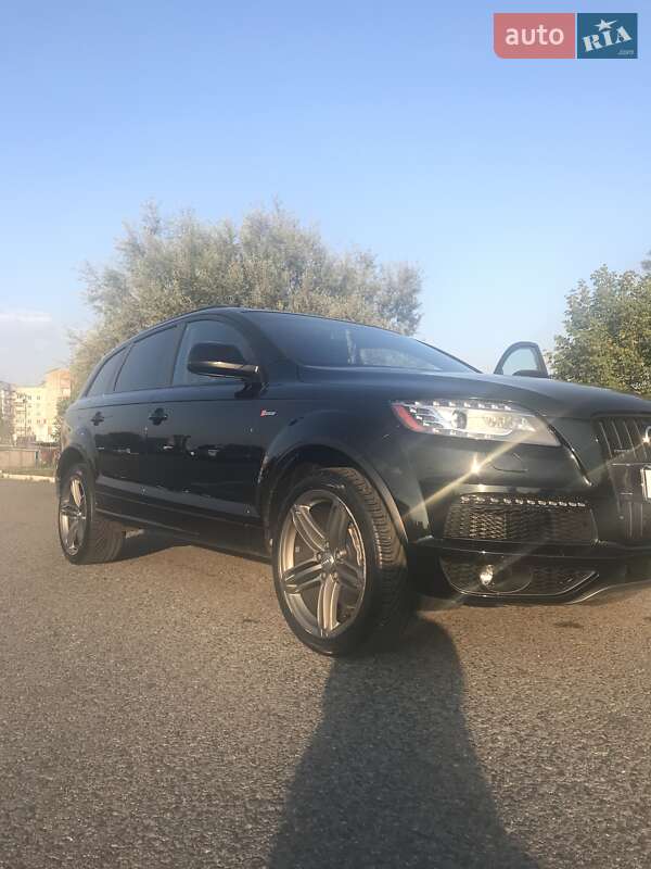 Внедорожник / Кроссовер Audi Q7 2013 в 