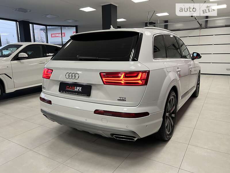 Внедорожник / Кроссовер Audi Q7 2015 в Тернополе