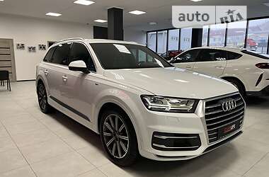 Внедорожник / Кроссовер Audi Q7 2015 в Тернополе