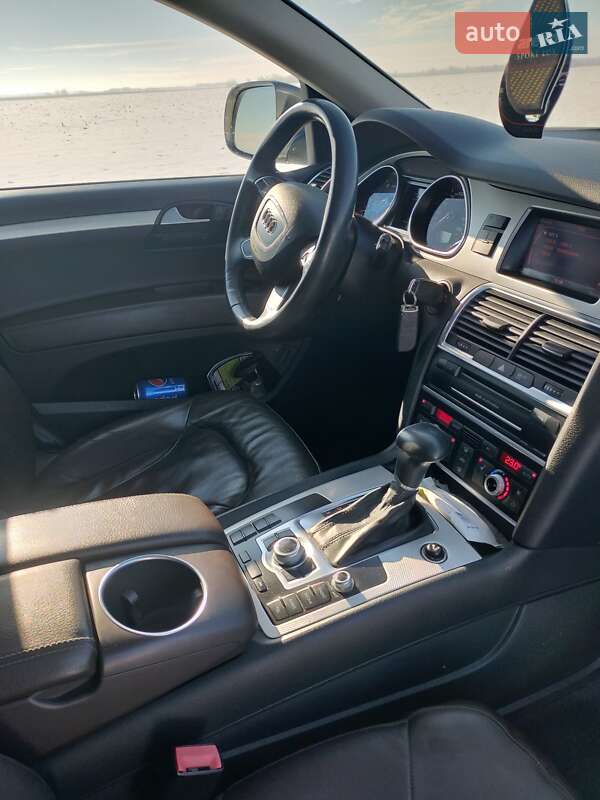 Позашляховик / Кросовер Audi Q7 2012 в Полтаві фото 20 Позашляховик / Кросовер Audi Q7 2012 в Полтаві