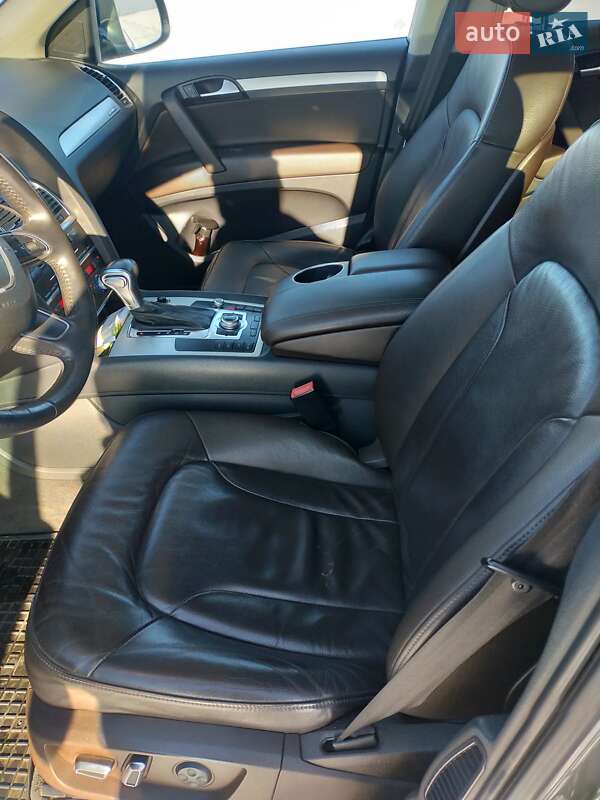 Позашляховик / Кросовер Audi Q7 2012 в Полтаві фото 26 Позашляховик / Кросовер Audi Q7 2012 в Полтаві