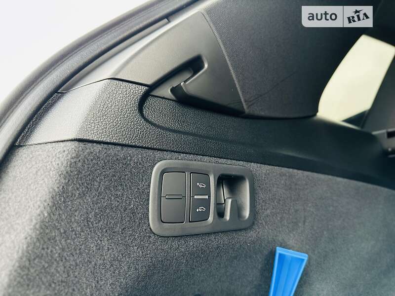 Позашляховик / Кросовер Audi Q7 2019 в Мукачевому