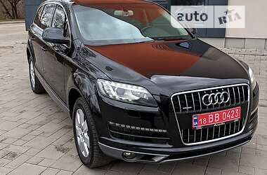 Внедорожник / Кроссовер Audi Q7 2014 в 