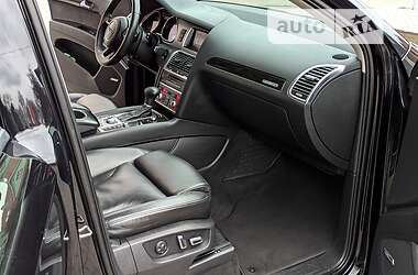 Внедорожник / Кроссовер Audi Q7 2014 в 