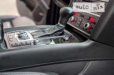 Внедорожник / Кроссовер Audi Q7 2014 в 