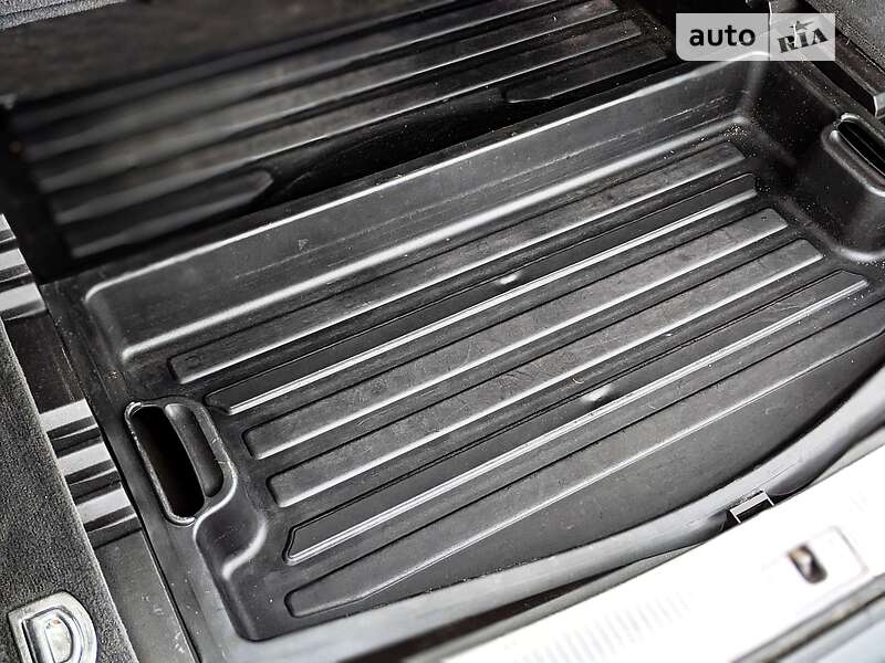 Внедорожник / Кроссовер Audi Q7 2014 в Ровно