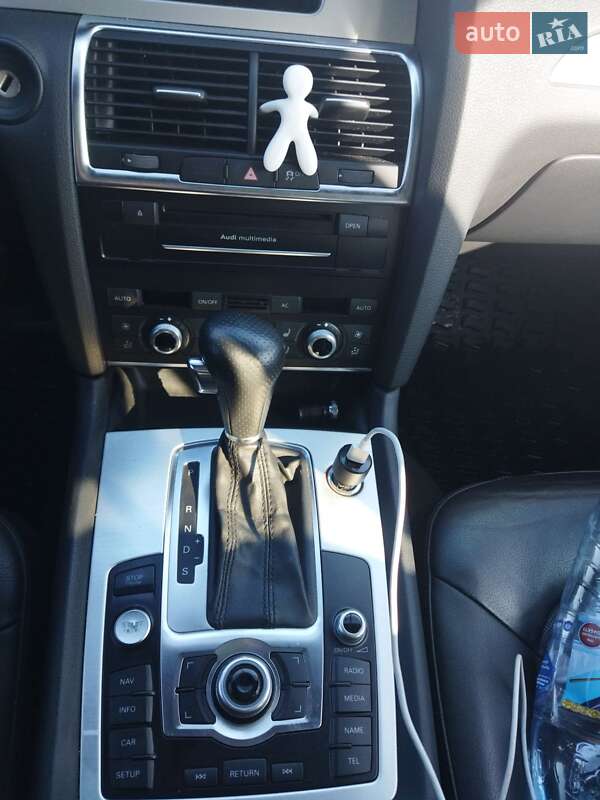 Позашляховик / Кросовер Audi Q7 2011 в Львові