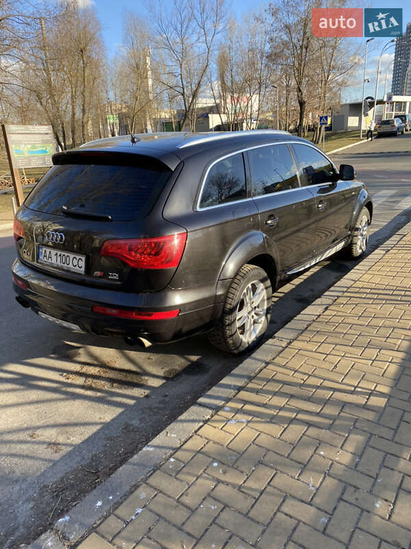Внедорожник / Кроссовер Audi Q7 2012 в Киеве