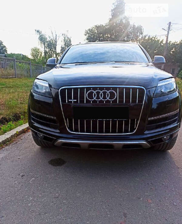 Внедорожник / Кроссовер Audi Q7 2015 в Луцке