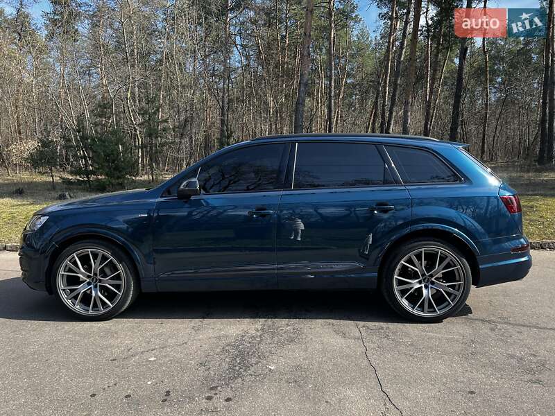Внедорожник / Кроссовер Audi Q7 2018 в Кропивницком