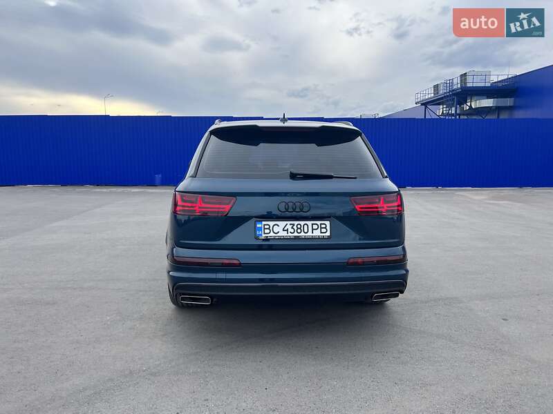 Внедорожник / Кроссовер Audi Q7 2018 в Кропивницком