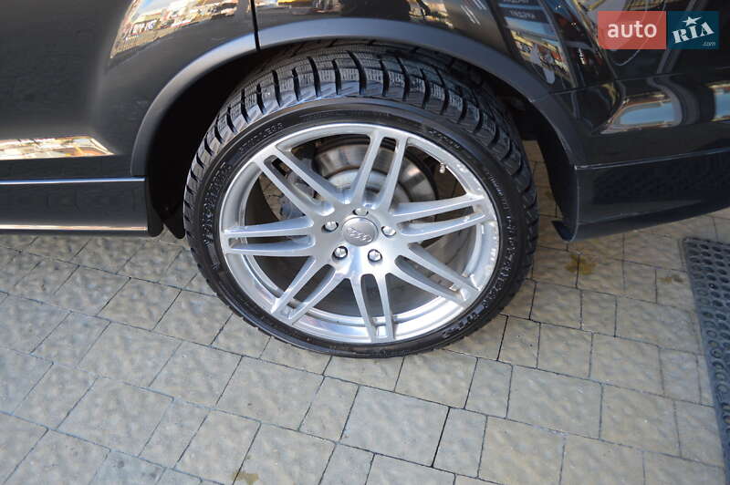 Позашляховик / Кросовер Audi Q7 2013 в Львові