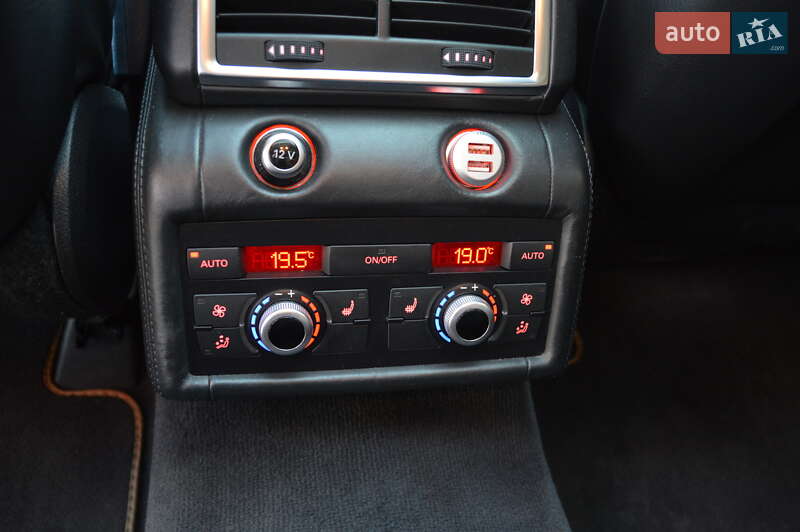 Позашляховик / Кросовер Audi Q7 2013 в Львові