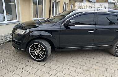 Внедорожник / Кроссовер Audi Q7 2013 в Ужгороде