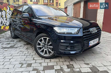 Внедорожник / Кроссовер Audi Q7 2017 в 