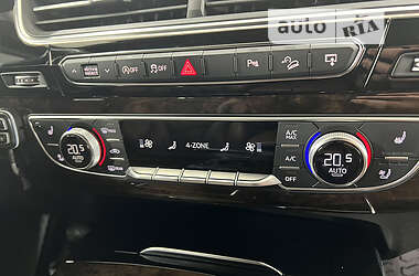 Внедорожник / Кроссовер Audi Q7 2017 в 