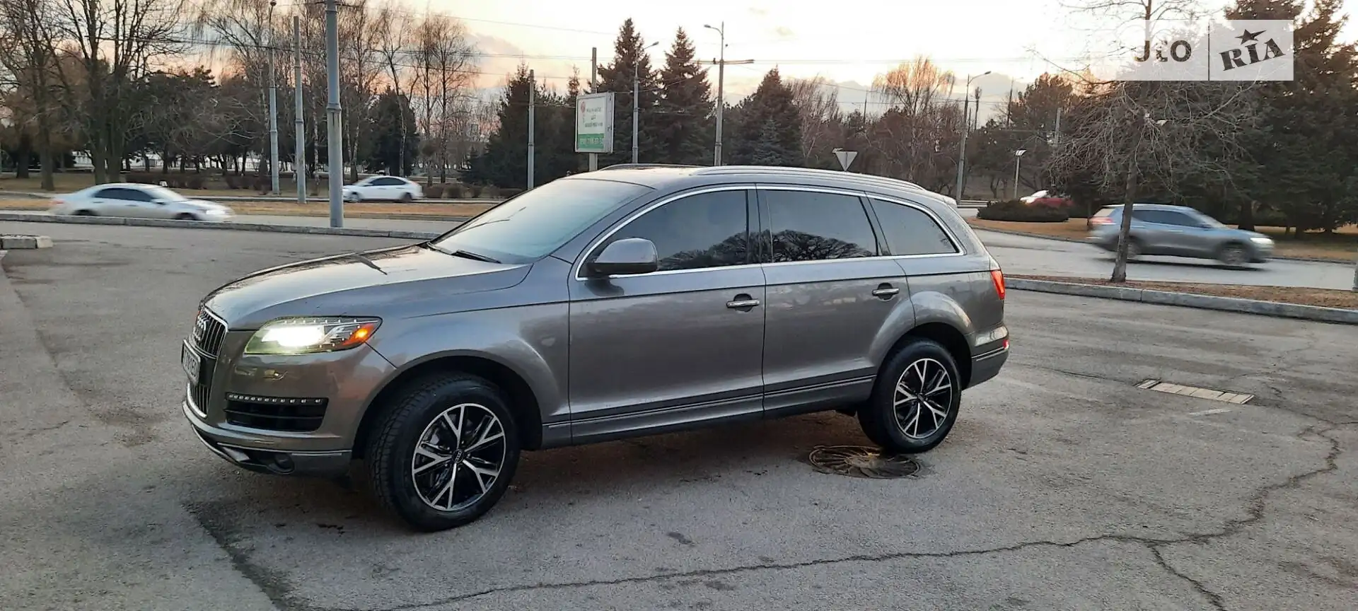 2011 Audi Q7 - мініатюра 2