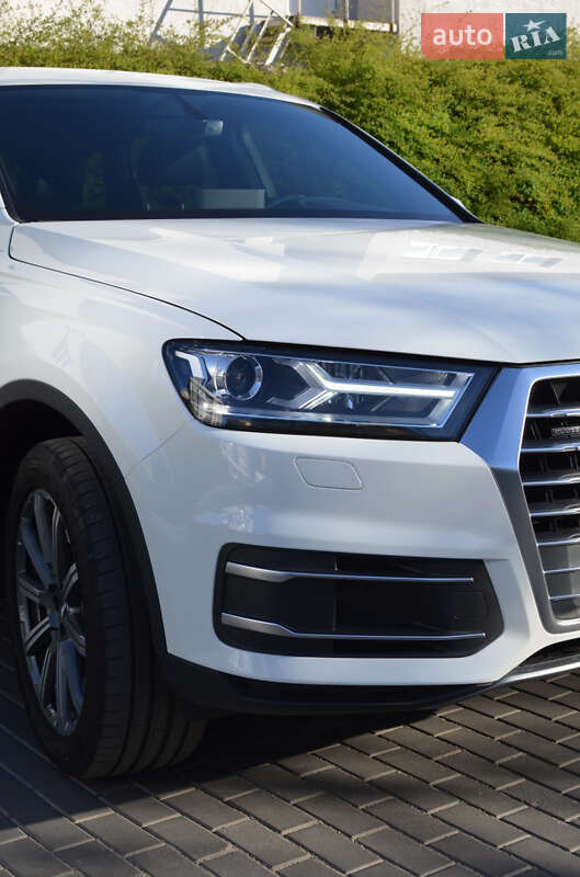 Внедорожник / Кроссовер Audi Q7 2018 в Луцке