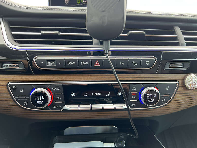 Позашляховик / Кросовер Audi Q7 2016 в Києві фото 15 Позашляховик / Кросовер Audi Q7 2016 в Києві