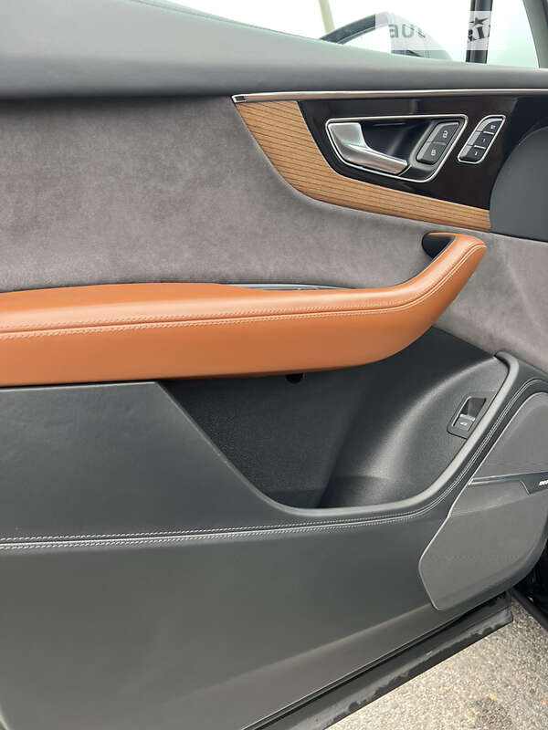 Позашляховик / Кросовер Audi Q7 2016 в Києві фото 37 Позашляховик / Кросовер Audi Q7 2016 в Києві